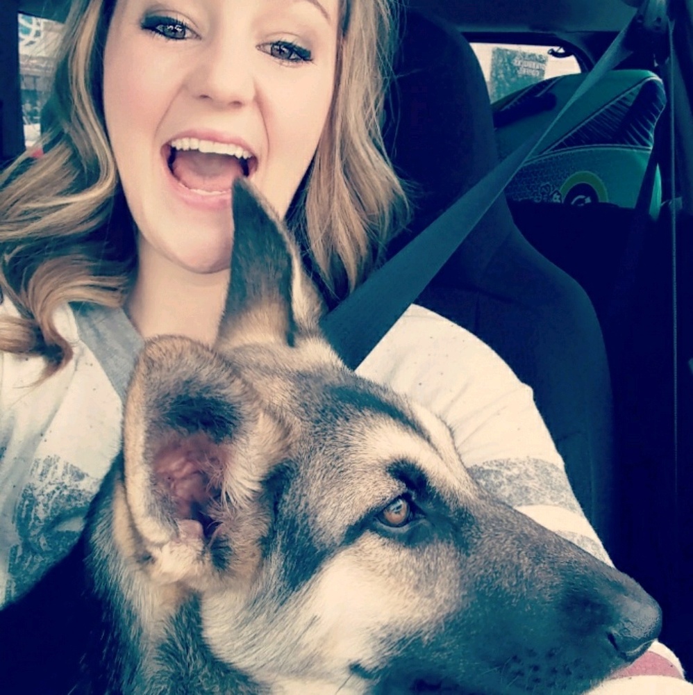 Meet your Posher, Kyndra
